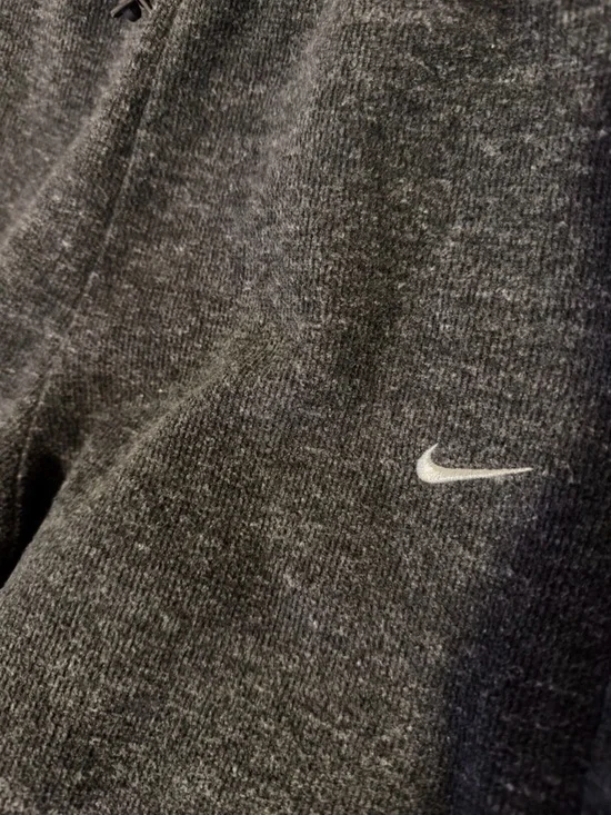Nike Women’s Warm Tracksuit. Top size Xs / Pants size S.  ( my size S-M ) - Picture 5 of 10